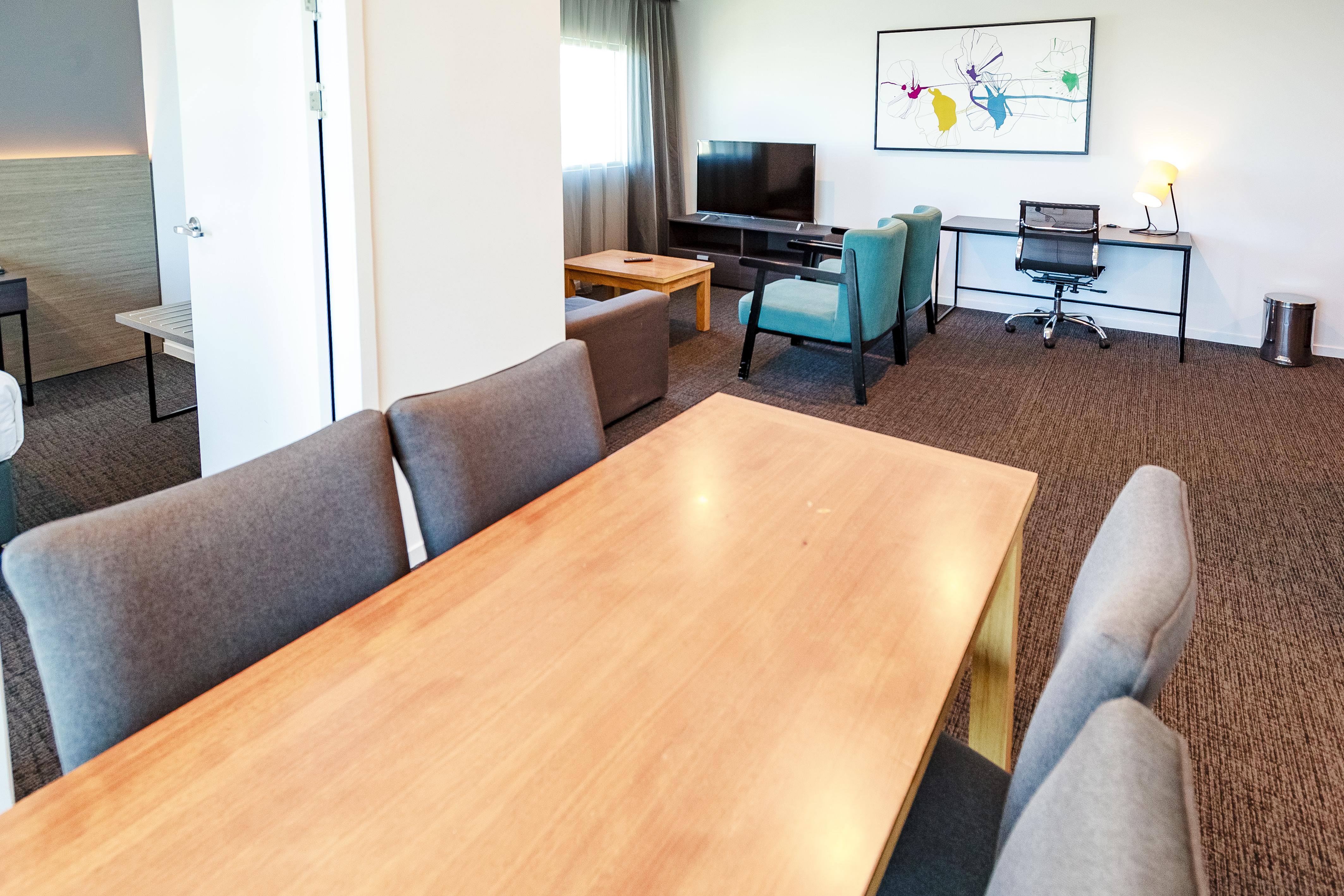 Mercure Sunshine Coast Kawana Waters Exterior photo