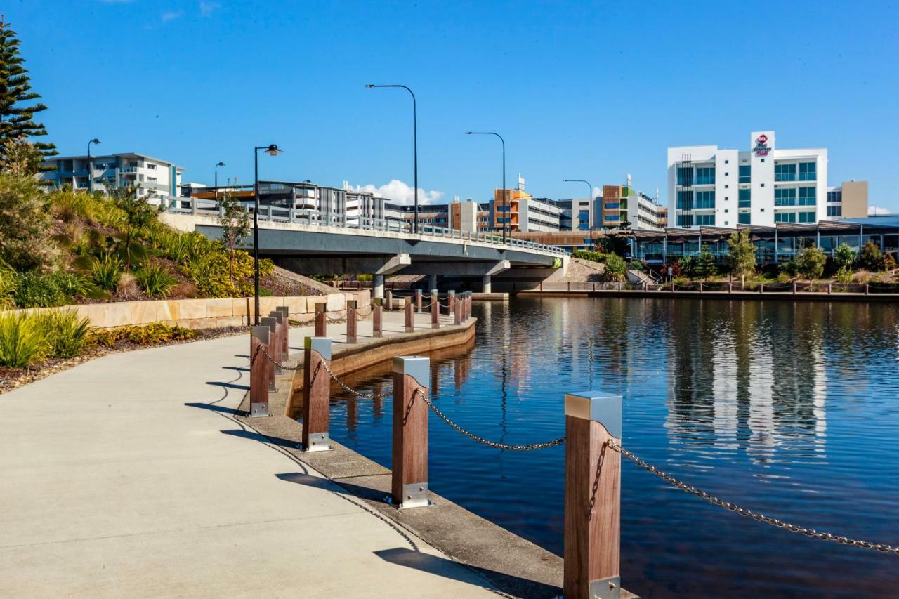 Mercure Sunshine Coast Kawana Waters Exterior photo